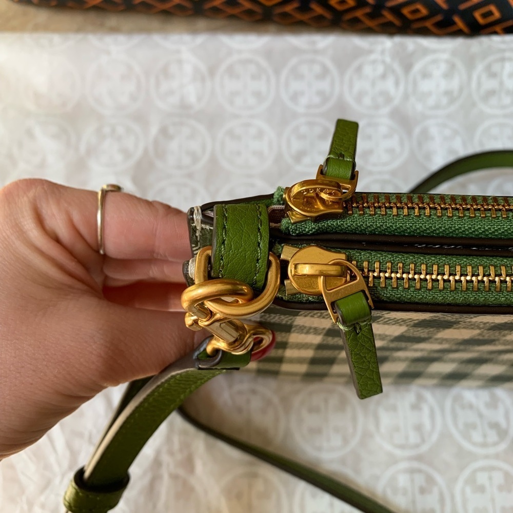 Tory Burch Blake Printed Double Zip Slim Crossbody Springham Green gingham - Picture 5 of 12